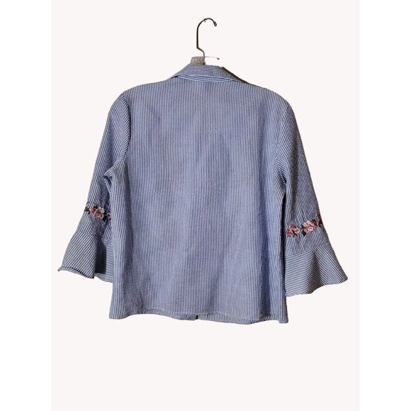 Divided Top 4 Button Up Striped Floral Coastal - Picture 2 of 14